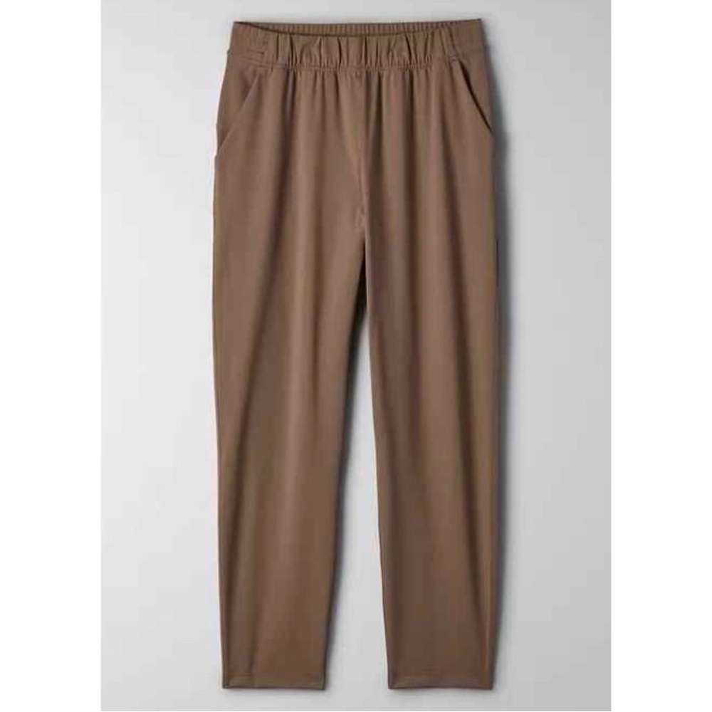 Aritzia Weekender Pant